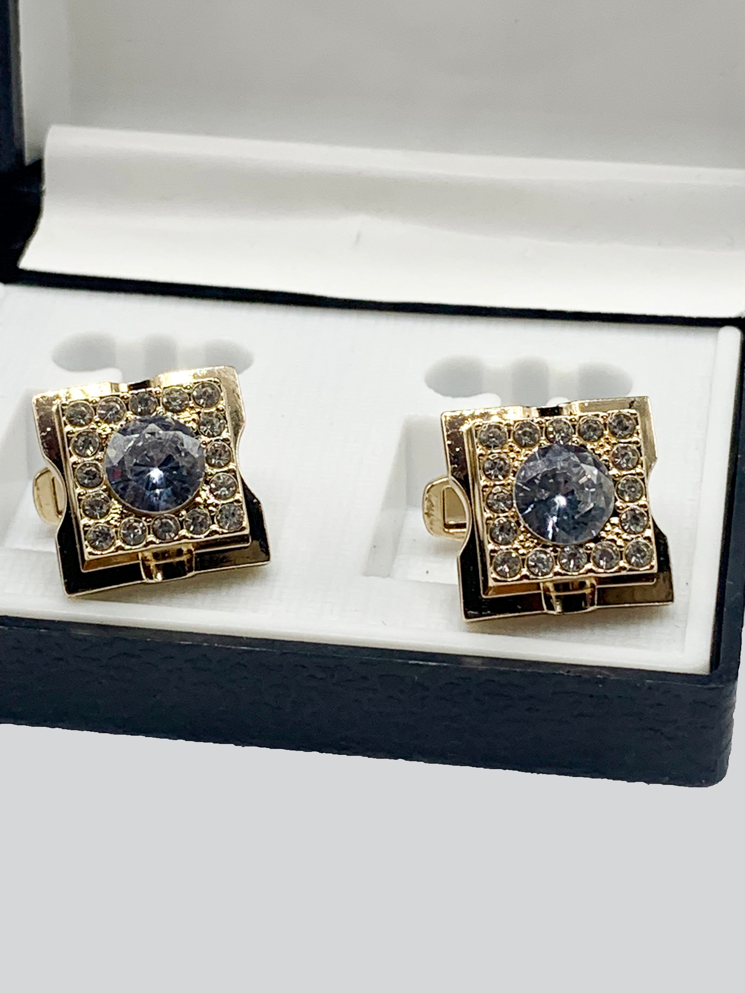 CUFFLINKS (001)