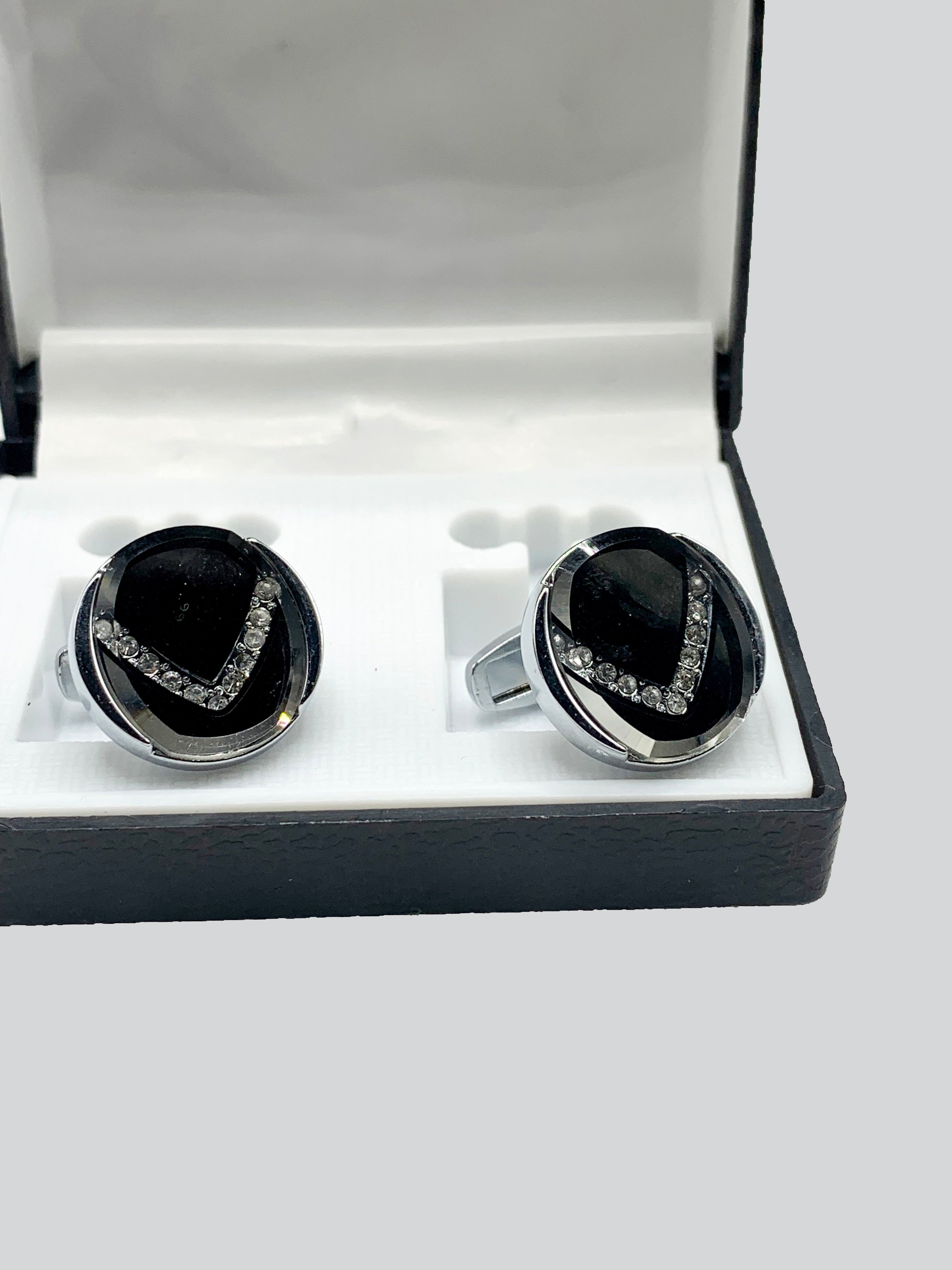 CUFFLINKS (012)